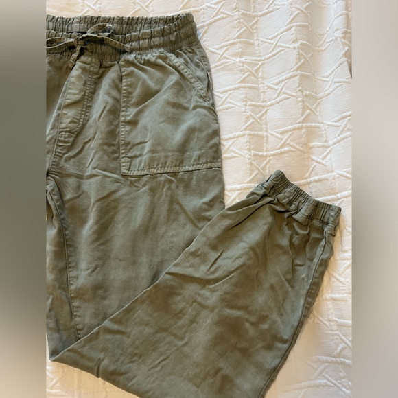 Green Paper Bag Waist Pants, size Large - Picture 5 of 5